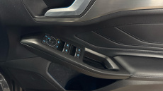 Ford Focus 1.0 EcoBoost Titanium Vignale 5dr Petrol Hatchback